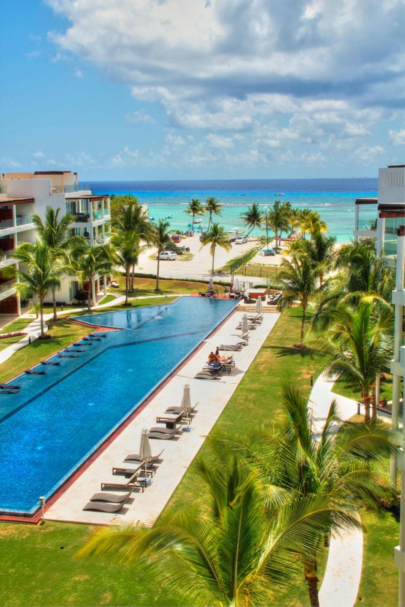 The Elements Oceanfront & Beachside Condo Hotel Playa del Carmen Esterno foto